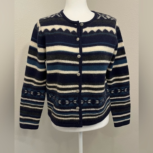 Karen Scott Sweaters - Karen Scott Women's Blue & Cream Vintage Print Pure Wool Fair Isle Sweater